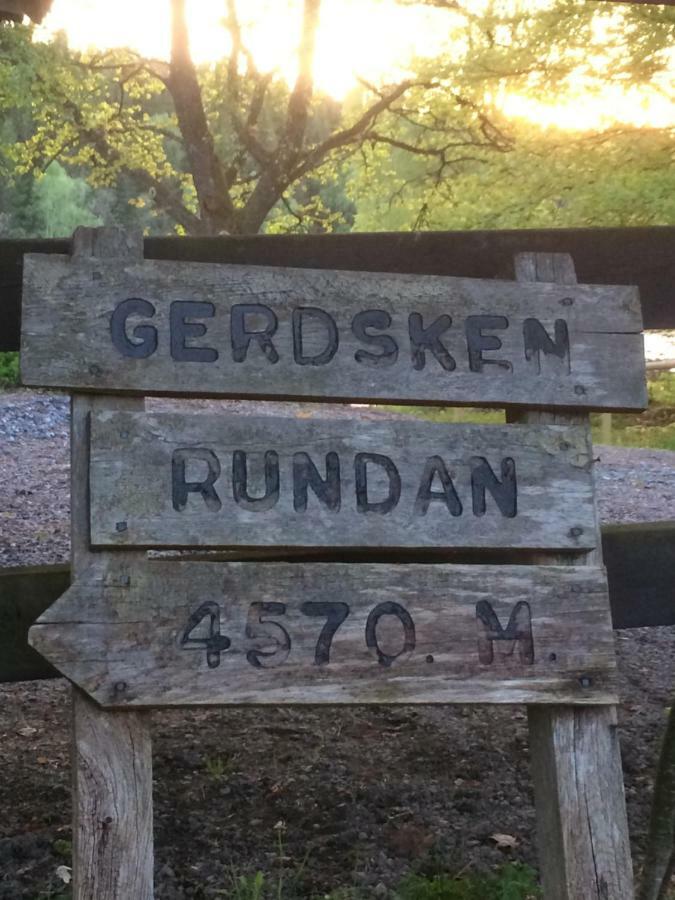 Gjestgiverier Mittes *